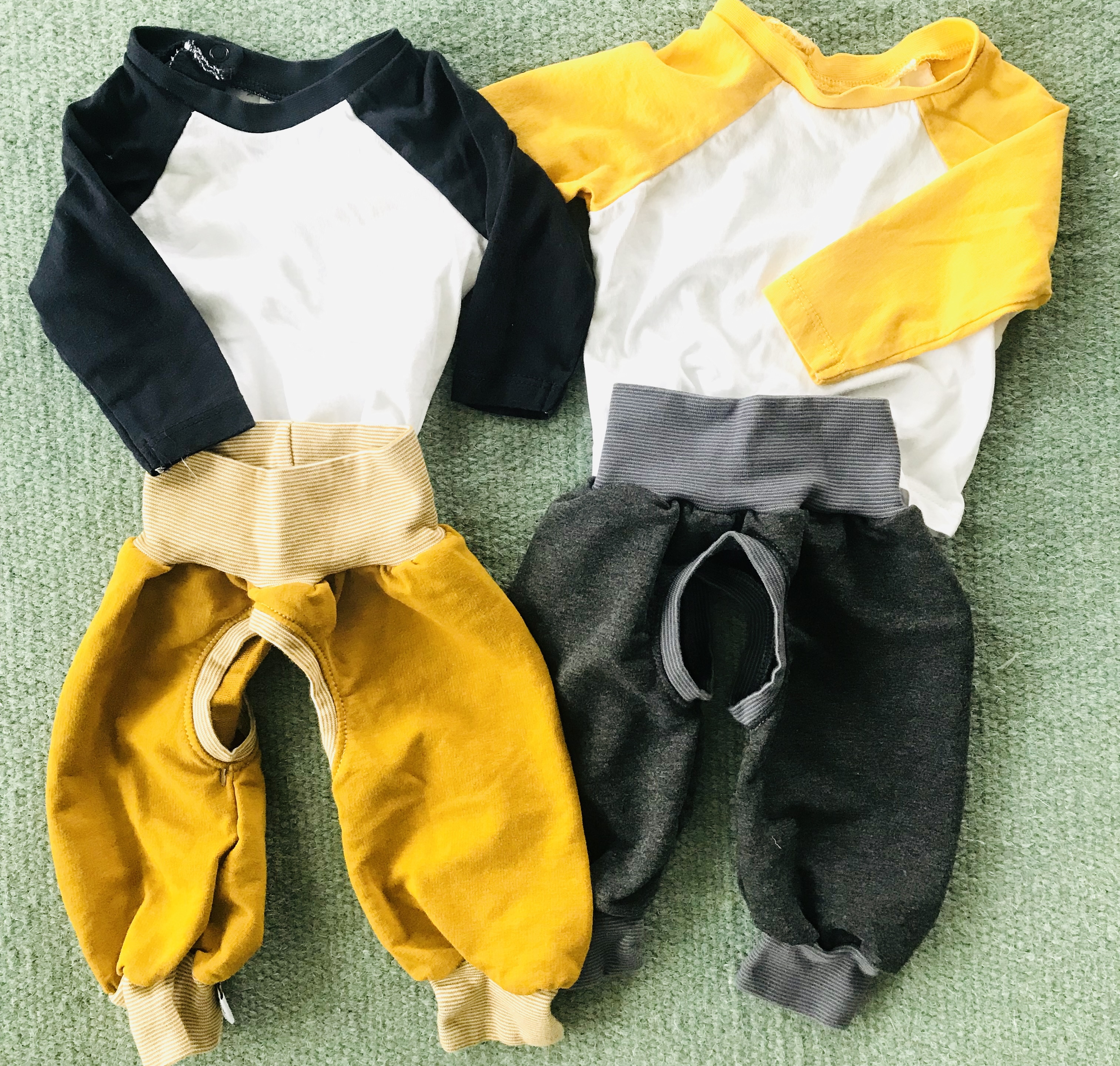 Zwillingsmama Barbara berichtet, wie Windelfrei auch mit Zwillingen praktiziert werden kann, Bild: (c) Barbara K.